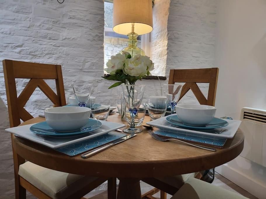 Host & Stay - Clara Cottage Bretforton Bagian luar foto